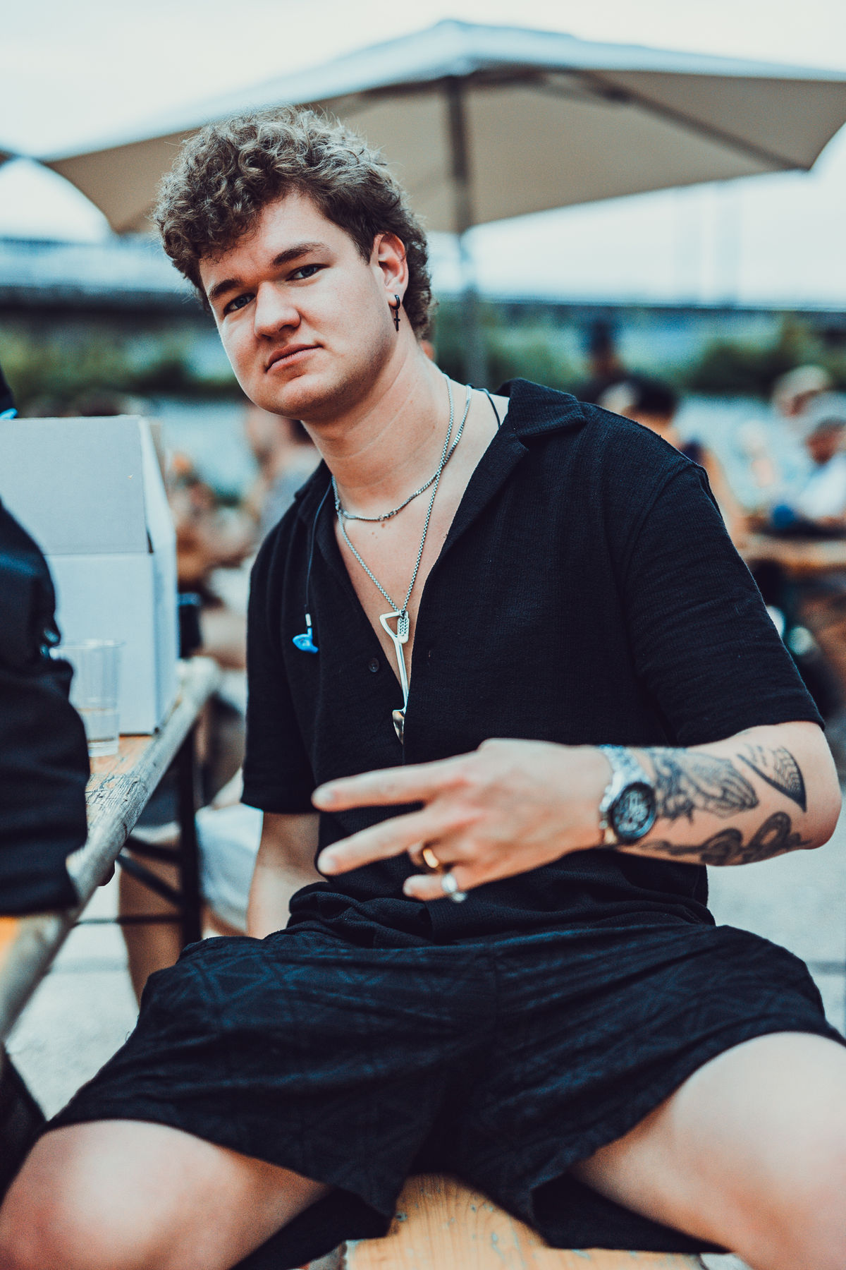 Loading... just a sec